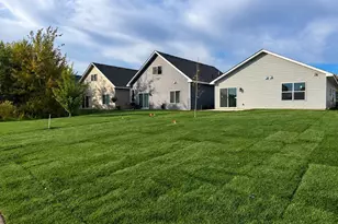 720 Cherrywood Lane Northeast, Isanti, MN 55040 - Photo 4