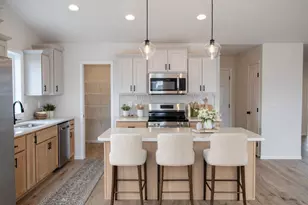 1474 66th Ave S, Fargo, ND 58104 - Photo 2