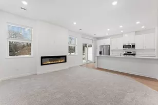 3024 Basswood St, Little Canada, MN 55117 - Photo 8