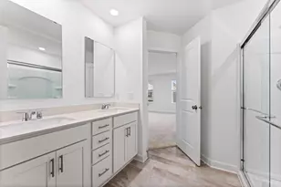 3024 Basswood St, Little Canada, MN 55117 - Photo 14