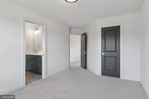 5803 S Century Ridge S, Woodbury, MN 55129 - Photo 40