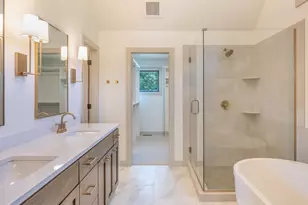 5803 S Century Ridge S, Woodbury, MN 55129 - Photo 6