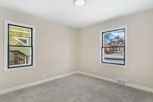 583 Cromwell Ave, Saint Paul, MN 55104 - Photo 10