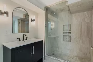 583 Cromwell Ave, Saint Paul, MN 55104 - Photo 14