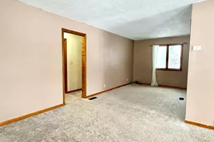 211 N Grove St, Okabena, MN 56161 - Photo 8