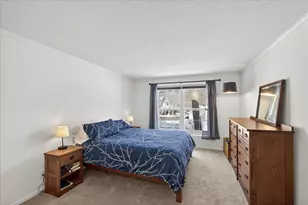 7555 W 110th St, Bloomington, MN 55438 - Photo 10