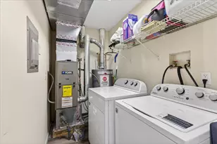 7555 W 110th St, Bloomington, MN 55438 - Photo 16