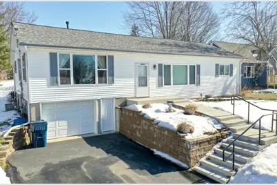 30325 Elm Street, Lindstrom, MN 55045 - Photo 4