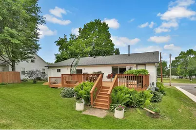 30325 Elm Street, Lindstrom, MN 55045 - Photo 10