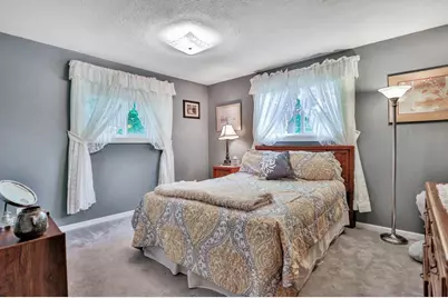 30325 Elm Street, Lindstrom, MN 55045 - Photo 32