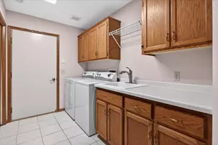 992 Stratford Ct, Burnsville, MN 55337 - Photo 18