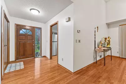 11159 Sumter Avenue S, Bloomington, MN 55438 - Photo 4