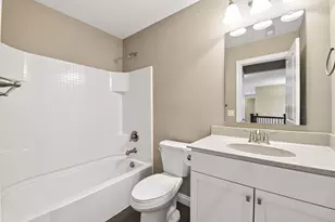 16571 Reeder Rdg, Eden Prairie, MN 55347 - Photo 24