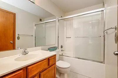 433 7th Street S #2305, Minneapolis, MN 55415 - Photo 8