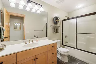 1520 Bridgewater Rd, Golden Valley, MN 55422 - Photo 38