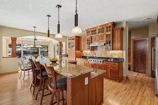 1520 Bridgewater Rd, Golden Valley, MN 55422 - Photo 8