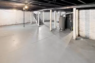 1635 Sheridan Ave N, Minneapolis, MN 55411 - Photo 32