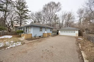 105 75th Way NE, Fridley, MN 55432 - Photo 2