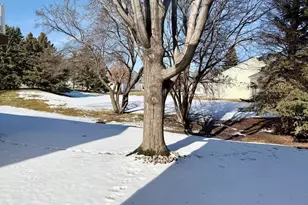 1665 Oakbrooke Way, Eagan, MN 55122 - Photo 2