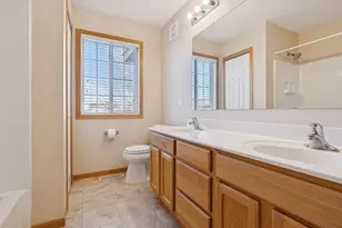 18051 69th Pl N, Maple Grove, MN 55311 - Photo 34