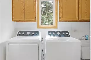 3438 Silver Ln NE, Saint Paul, MN 55421 - Photo 14