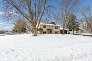 5439 Large Ave NE, Albertville, MN 55301 - Photo 1