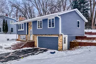 12725 11th Ave N, Plymouth, MN 55441 - Photo 2