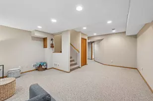 8351 W Lake Dr, Chanhassen, MN 55317 - Photo 34