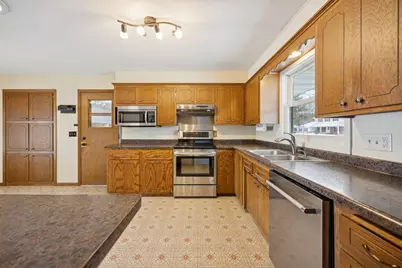 1011 Hazel Street, River Falls, WI 54022 - Photo 6