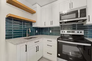 2725 Dupont Ave S, Minneapolis, MN 55408 - Photo 10