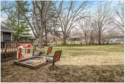 10425 Vessey Road, Bloomington, MN 55437 - Photo 8