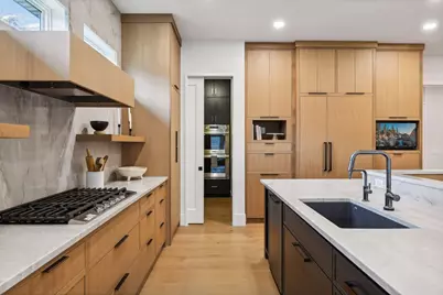 20472 Radisson Road, Shorewood, MN 55331 - Photo 12