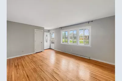 7385 University Avenue NE, Fridley, MN 55432 - Photo 2