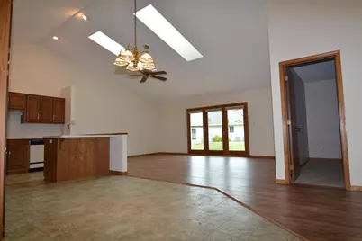 1135 4th Avenue NW, Milaca, MN 56353 - Photo 6