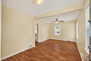 4630 7th St NE, Columbia Heights, MN 55421 - Photo 4