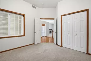 10395 Lancaster Cove, Woodbury, MN 55129 - Photo 26