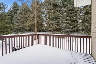 10395 Lancaster Cove, Woodbury, MN 55129 - Photo 38