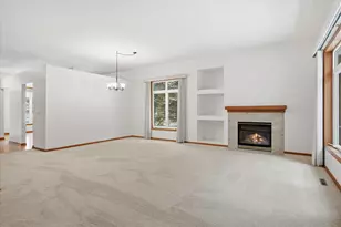 10395 Lancaster Cove, Woodbury, MN 55129 - Photo 12