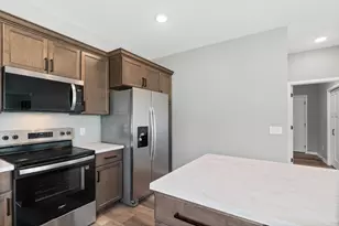 2125 13th St NW, Faribault, MN 55021 - Photo 12