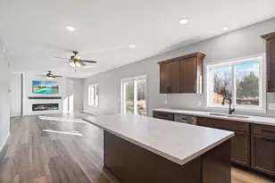 2125 13th St NW, Faribault, MN 55021 - Photo 14