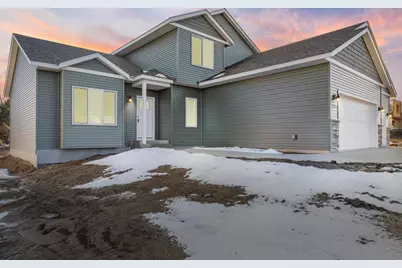 2125 13th Street NW, Faribault, MN 55021 - Photo 2