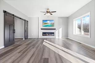 2125 13th St NW, Faribault, MN 55021 - Photo 6