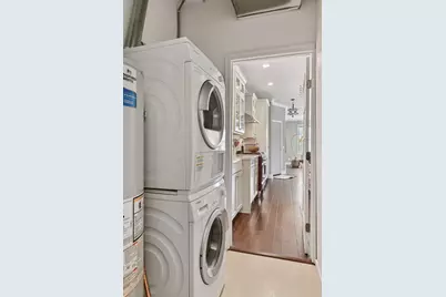 49 Island Avenue W, Minneapolis, MN 55401 - Photo 28