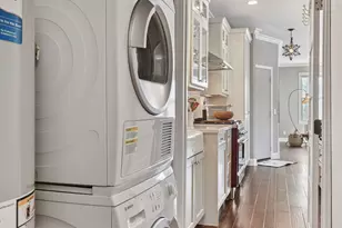 49 Island Ave W, Minneapolis, MN 55401 - Photo 28