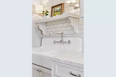 49 Island Avenue W, Minneapolis, MN 55401 - Photo 24
