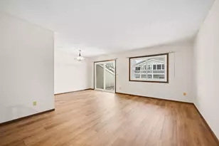 6925 MacBeth Cir, Woodbury, MN 55125 - Photo 6