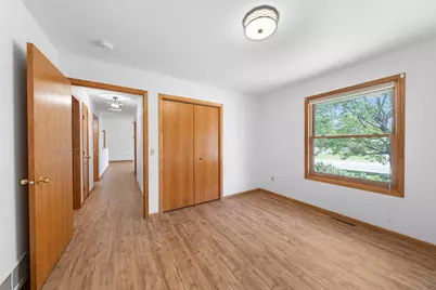 39094 Riverside Court, North Branch, MN 55056 - Photo 16