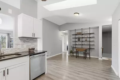 2063 N Park Drive #6, Saint Paul, MN 55119 - Photo 10