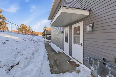 2063 N Park Drive #6, Saint Paul, MN 55119 - Photo 2