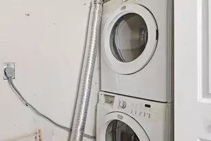 2063 N Park Dr, Saint Paul, MN 55119 - Photo 30